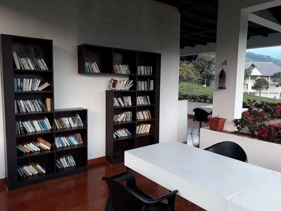 ムンナール Gruenberg Tea Plantation Haus Bed & Breakfast エクステリア 写真
